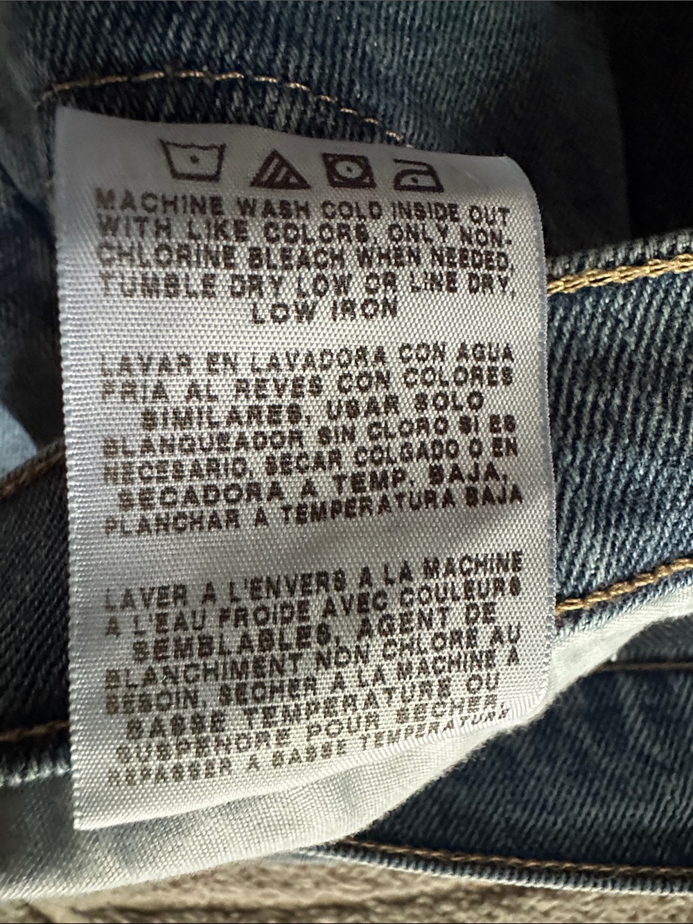 Wrangler Men's Light Blue Relaxed Fit Jeans - Picture 5 of 8